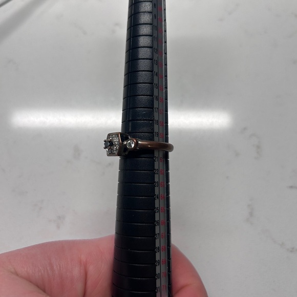 Vintage Avon Ring Size 9 - Picture 9 of 9